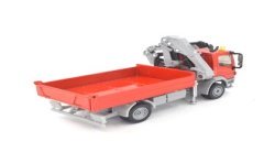 Mercedes Atego mit Kran