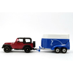 Jeep met paardentrailer