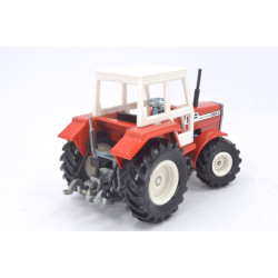 Massey Ferguson MF284S tractor met 2-assig aanhanger