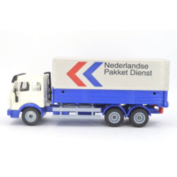 Mercedes SK "Nederlandse Pakket Dienst" met zeilopbouw