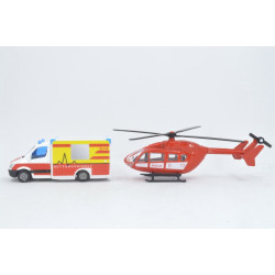 Ambulance Miesen et hélicoptère de traumatologie Eurocopter EC145