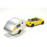 Volkswagen New Beetle cabrio met T@b caravan