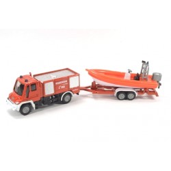 Unimog Feuerwehr mit Rettungsboot