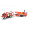 Unimog Feuerwehr mit Rettungsboot