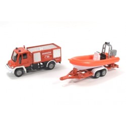 Unimog Feuerwehr mit Rettungsboot