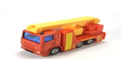 Scania R380 brandweerwagen met reddingsplatform