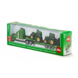 Low loader with 2 John Deere tractors