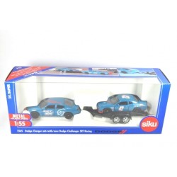Dodge Charger met autotrailer met Dodge Challenger