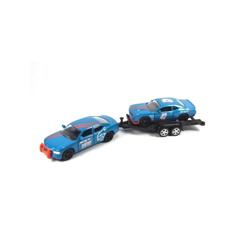 Dodge Charger met autotrailer met Dodge Challenger