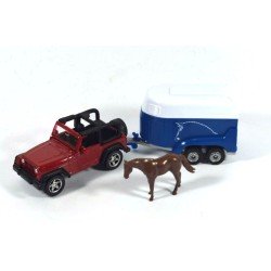 Jeep met paardentrailer