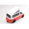 Volkswagen T6 California avec toit mobile et mobilier de jardin