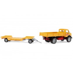 Mercedes-Benz 710 Rundhauber met Kramer 411 shovel