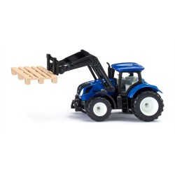 New Holland mit Palettengabel