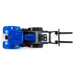 New Holland with pallet fork