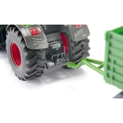 Fendt 942 Vario avec faucheuse frontale
