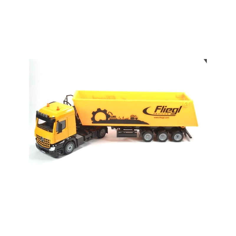 Mercedes Actros mit Muldenkipper