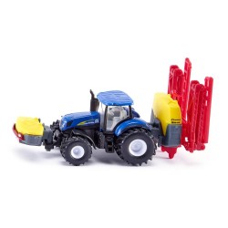 New Holland Tractor with Kverneland crop sprayer