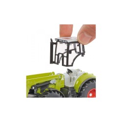 Claas Axion 850 tractor met frontlader