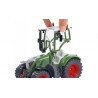 Fendt 724 Vario tractor