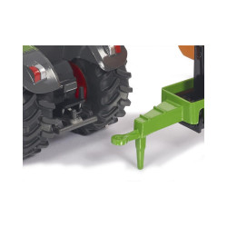 Fendt 936 tractor with hooklift trailer and carriage
