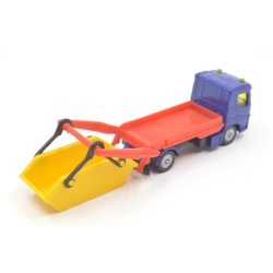 Volvo FM Truck with skip
