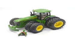 John Deere 8R 410 avec pneus jumelés