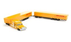 Freightliner DHL Road Train