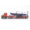 Scania mit Tieflader und Boot