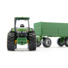 John Deere 8430 Traktor mit Anhänger