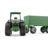 John Deere 8430 Tractor met aanhanger