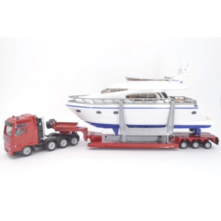 MAN TG-A with low loader and yacht