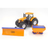 New Holland T7070 sneeuwploeg met zoutstrooier