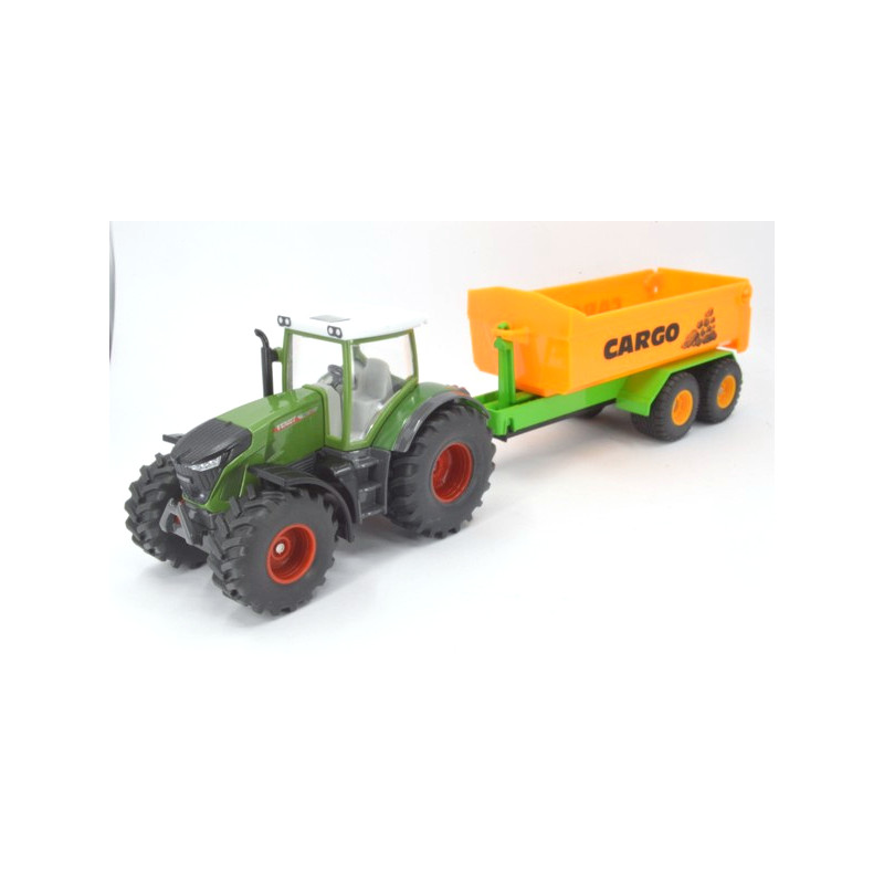 Fendt 936 tractor with hooklift trailer and carriage