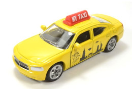 Siku 1490 Nouvelle impression Dodge Charger Taxi