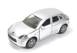 Siku 1452 3ème variante de couleur Porsche Macan