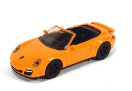 Siku 1337 Porsche 911 convertible color variant at the garage 5505