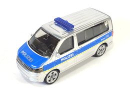 Siku 1350 color change Polizei Volkswagen T5